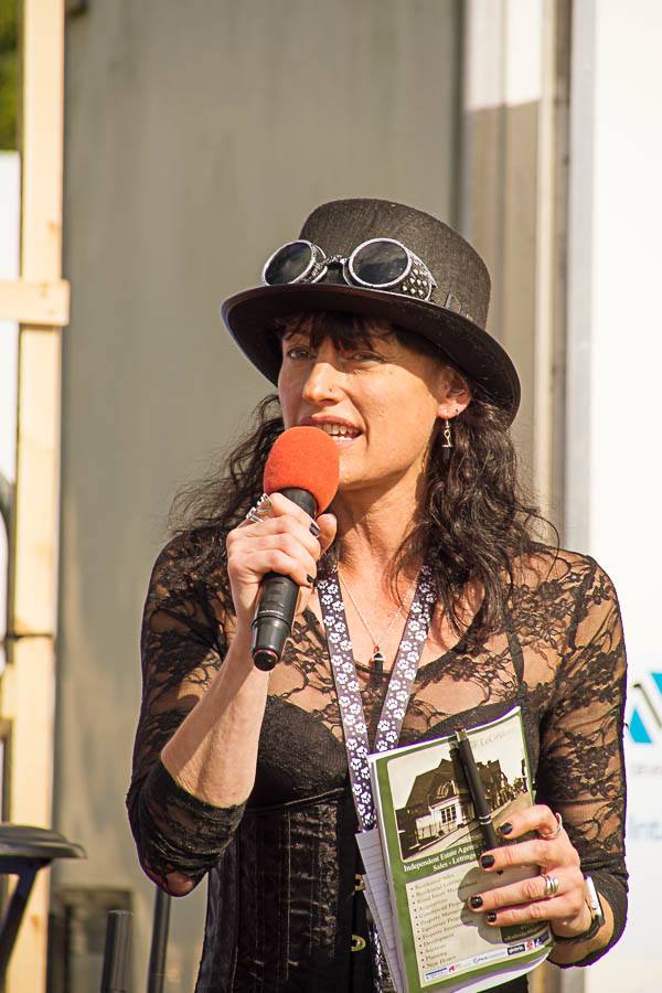Laura Lawrence Laura Lawrence